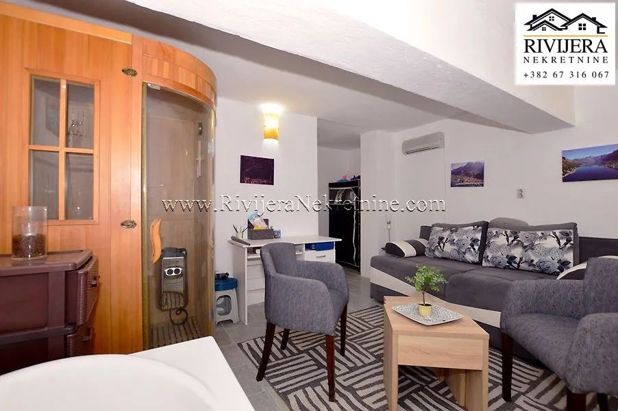 Prodaja, kuća, 130m², Njivice, Herceg Novi