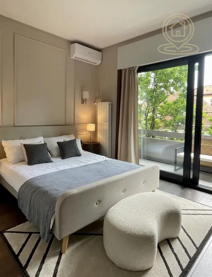 Prodaja, trosoban stan, 86m², Centar, Novi Sad