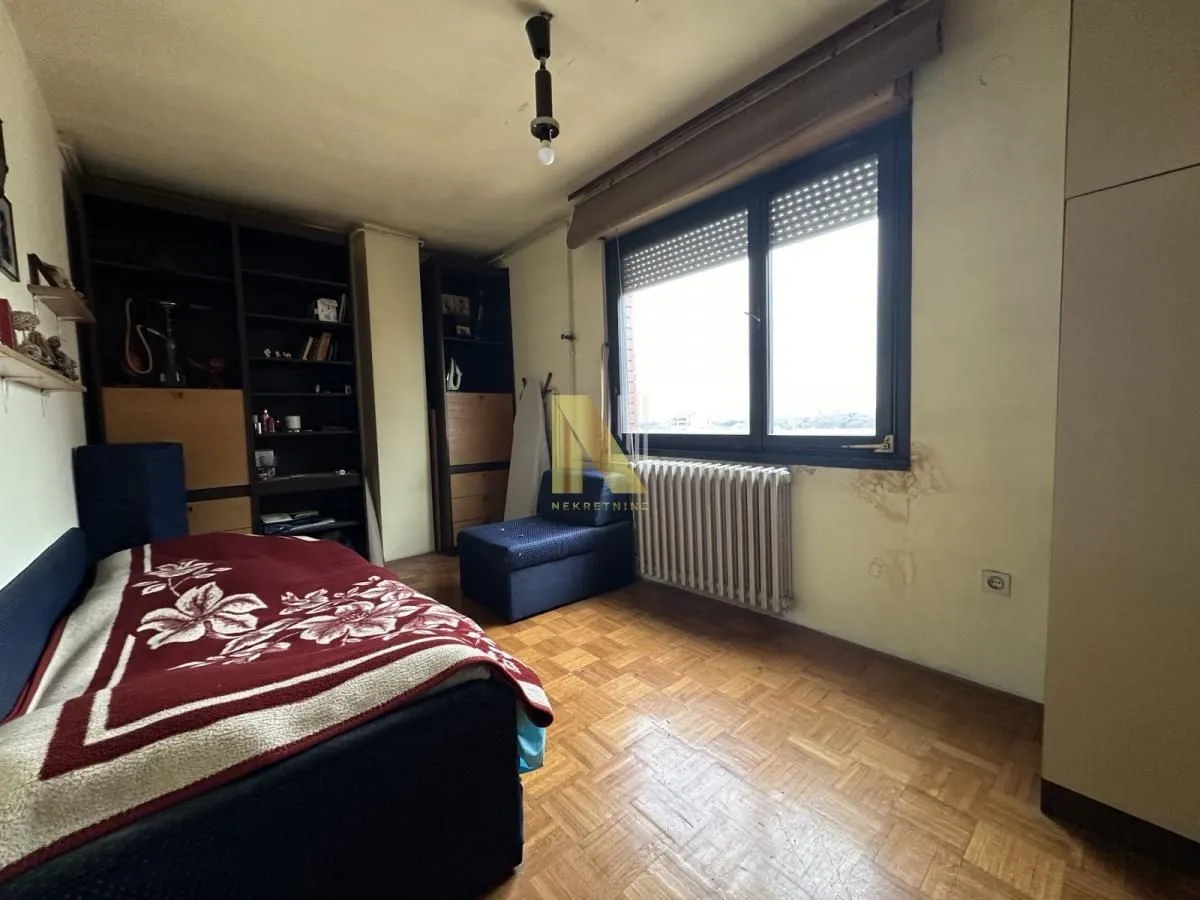 Sale, three bedroom apartment, 71m², Bulevar Oslobodjenja, Novi Sad Sve Podlokacije