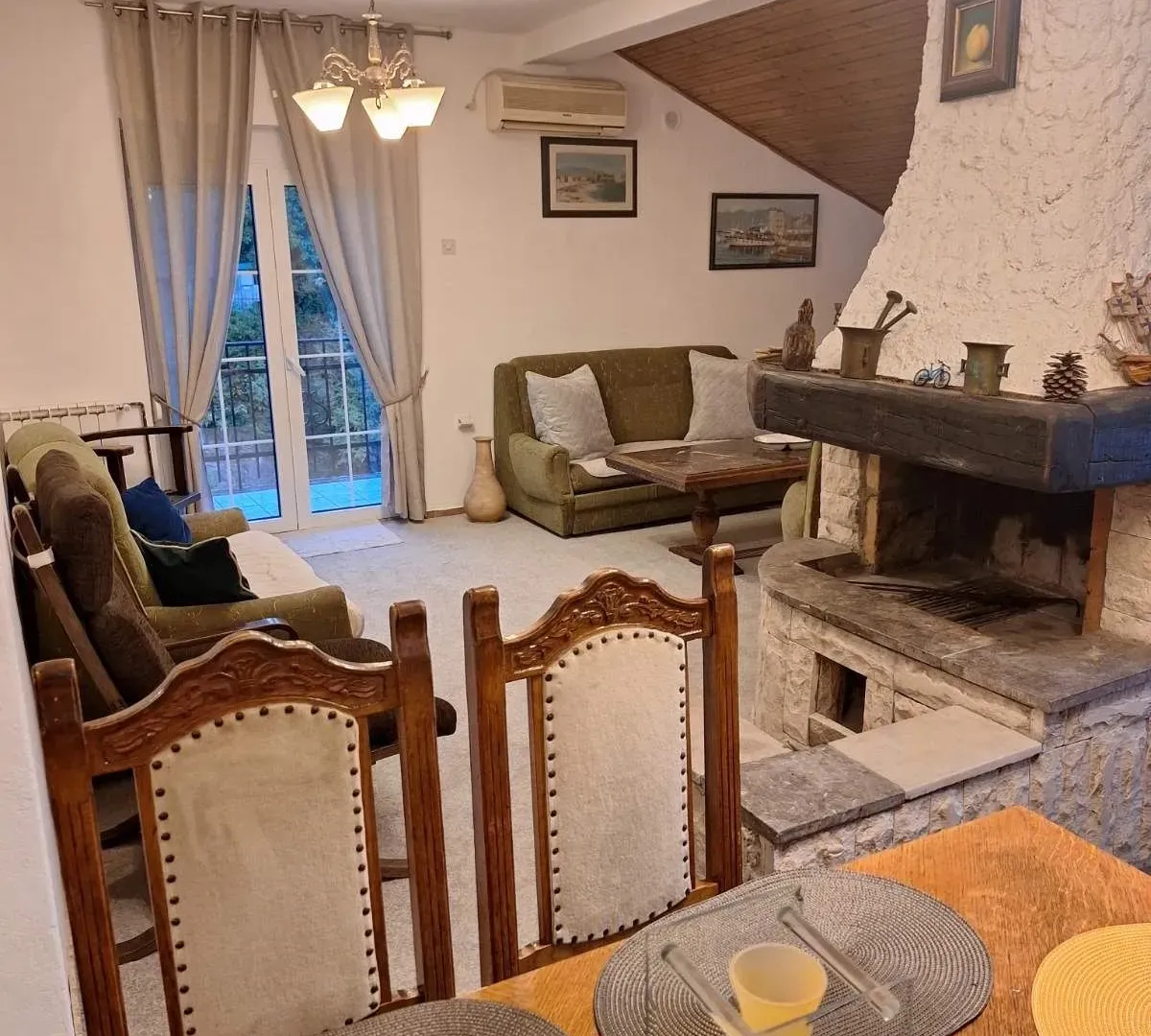 Rent, three bedroom apartment, 120m², Bečići, Budva