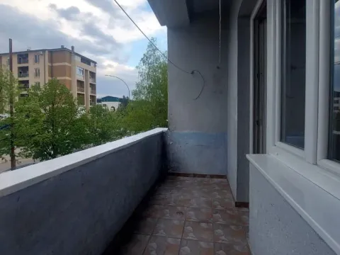 Izdavanje, jednosoban stan, 49m², Centar, Nikšić - image 14