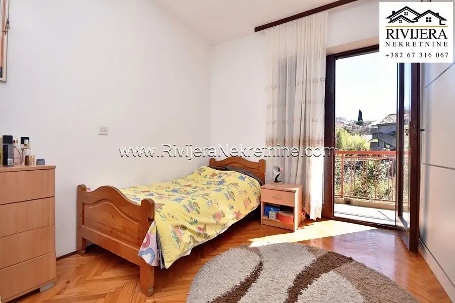 Prodaja, kuća, 280m², Igalo, Herceg Novi