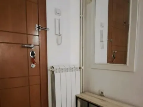 Sale, one bedroom apartment, 33m², Vračar Sve Podlokacije, Beograd - image 8