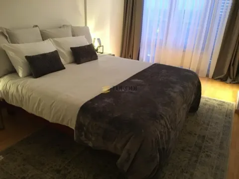 Izdavanje, trosoban stan, 85m², Stari Grad, Beograd - image 12