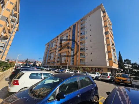 Izdavanje, stan, 43m², City Kej, Podgorica - image 4