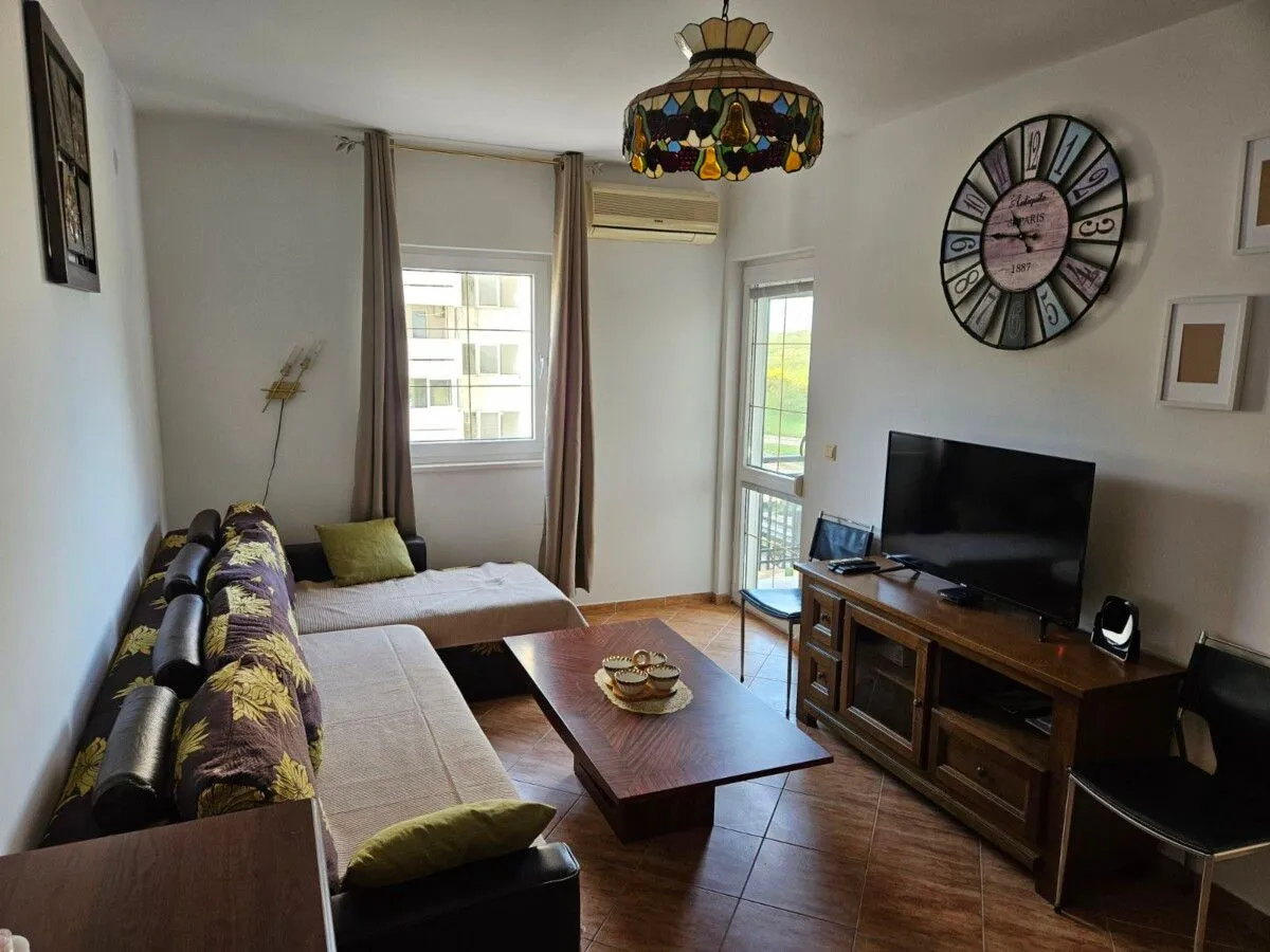 Prodaja, dvosoban stan, 60m², Sutomore, Bar