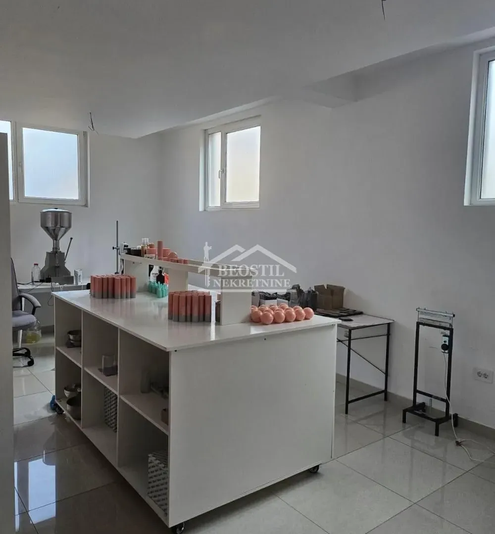 Sale, office space, 137m², Višnjica, Palilula Sve Podlokacije