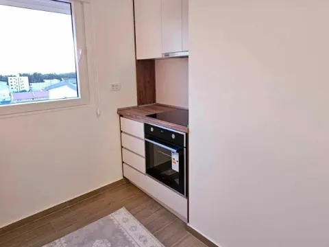 Rent, two bedroom apartment, 66m², Šušanj, Bar - image 4