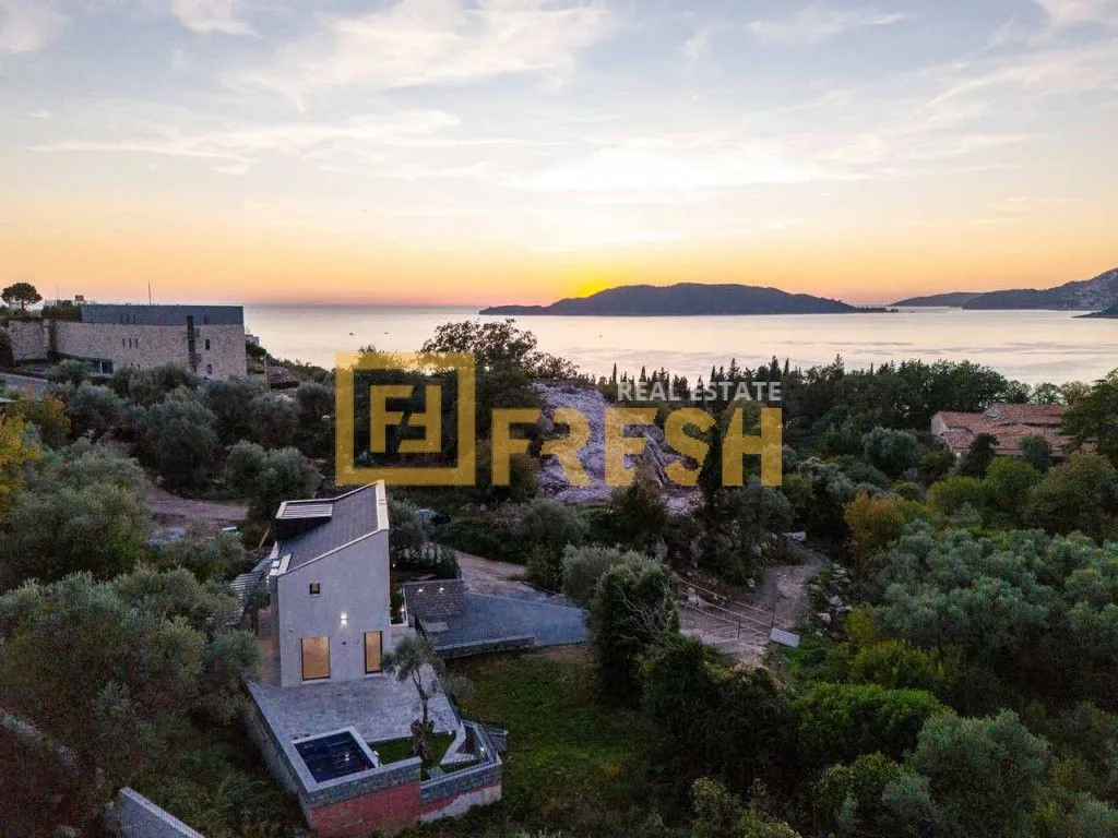 Sale, house, 240m², Budva, Crna Gora