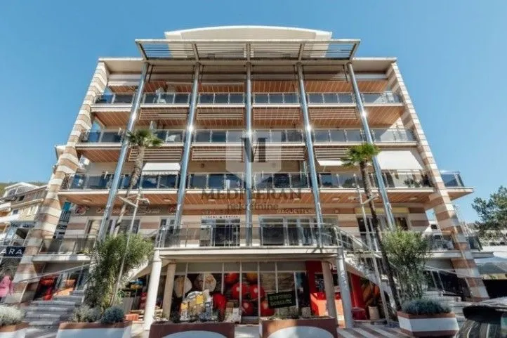 Prodaja, poslovni prostor, 62m², Igalo, Herceg Novi