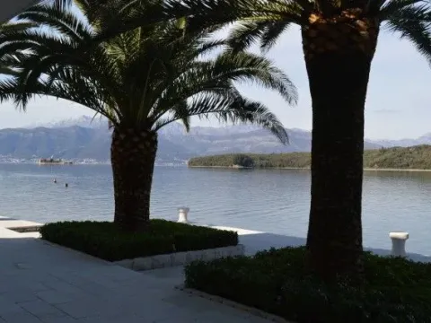 Prodaja, kuća, 286m², Tivat, Crna Gora - image 11