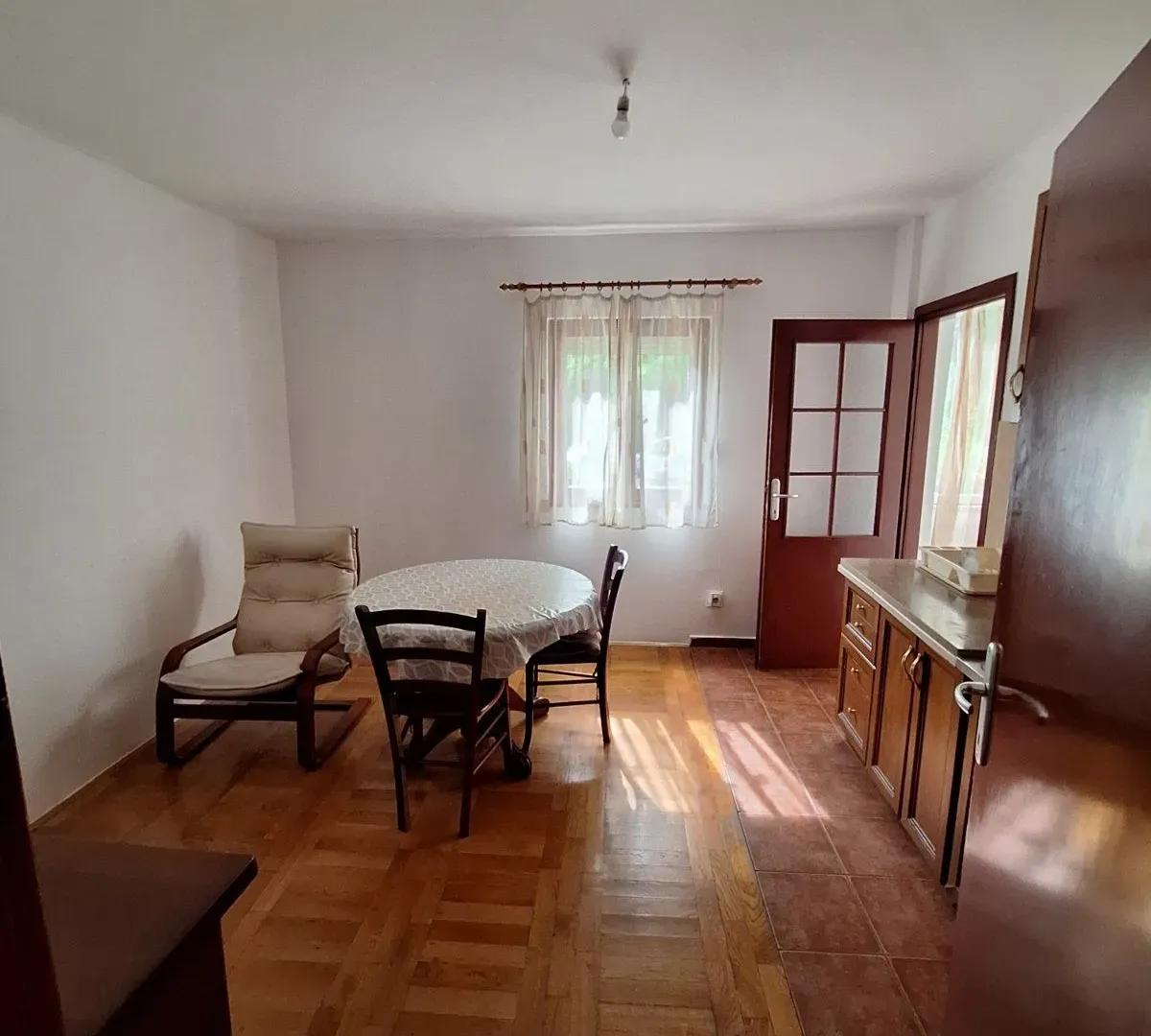 Prodaja, stan, 84m², Pejton, Podgorica
