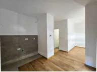 Prodaja, garsonjera, 29m², Bečići, Budva - image 5