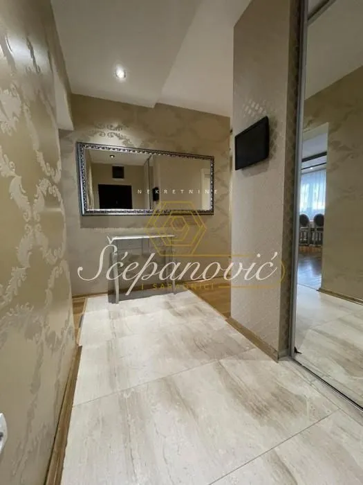Sale, four bedroom apartment, 104m², Bulevar Evrope, Novi Sad Sve Podlokacije