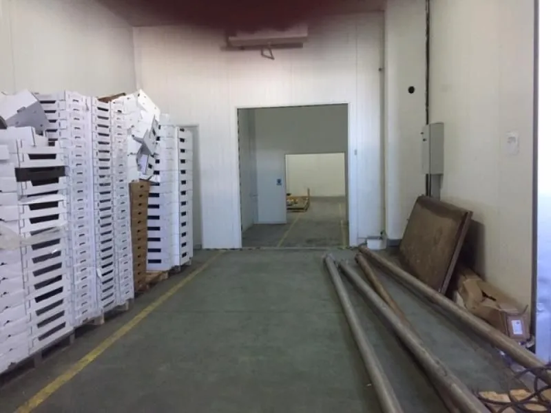 Rent, office space, 1500m², Šimanovci, Pećinci