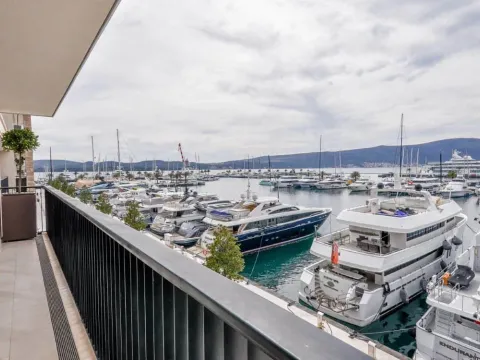 Prodaja, dvosoban stan, 143m², Porto Montenegro, Tivat - image 9