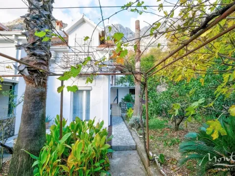 Prodaja, kuća, 67m², Orahovac, Kotor - image 3