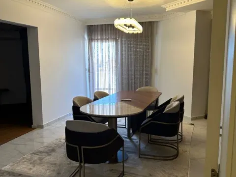 Izdavanje, četvorosoban stan, 267m², Stari Aerodrom, Podgorica - image 6