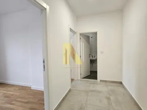 Sale, two bedroom apartment, 55m², Novo naselje, Novi Sad - image 6