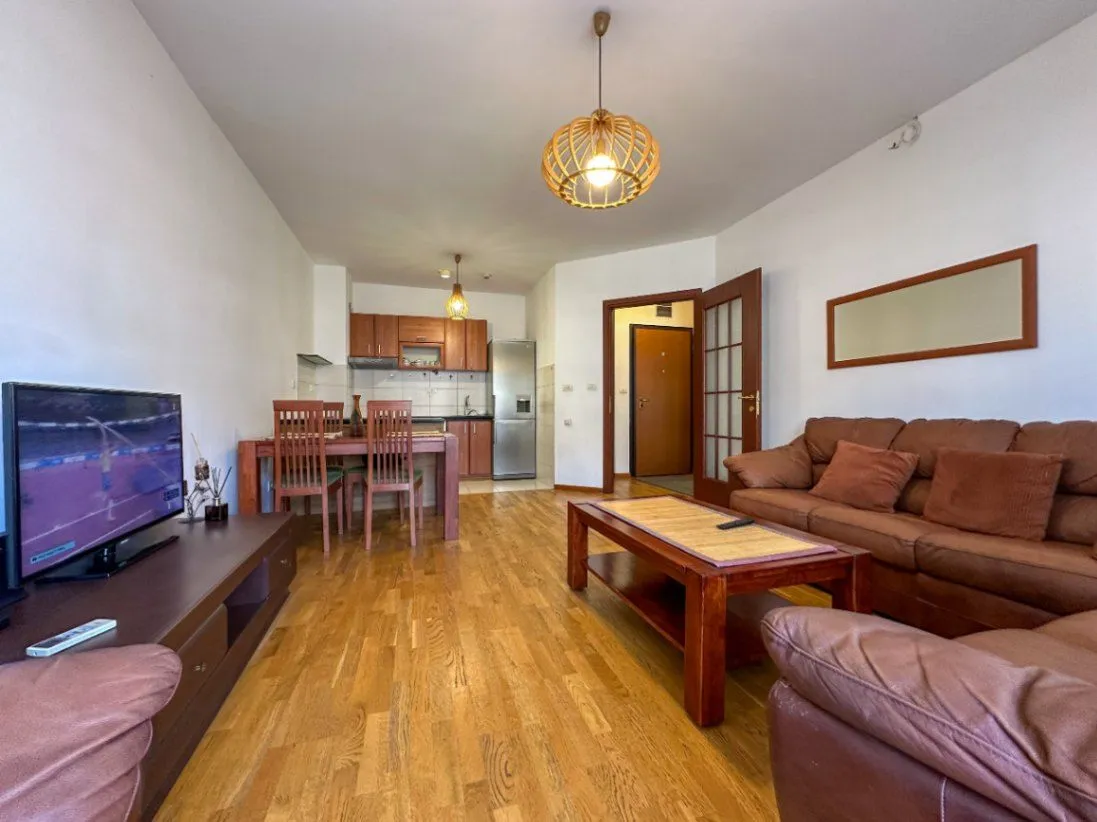 Izdavanje, jednosoban stan, 52m², City Kvart, Podgorica