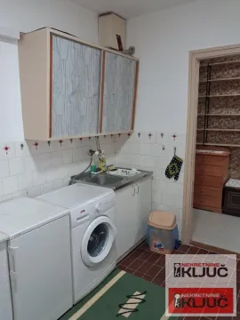 Prodaja, dvosoban stan, 58m², Centar, Novi Sad - image 8