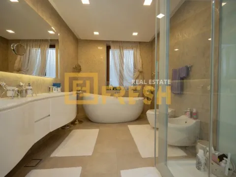 Prodaja, kuća, 300m², Tivat, Crna Gora - image 18