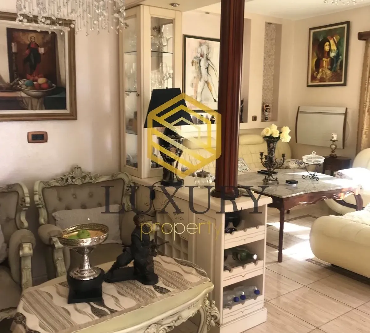Rent, house, 230m², Bečići, Budva