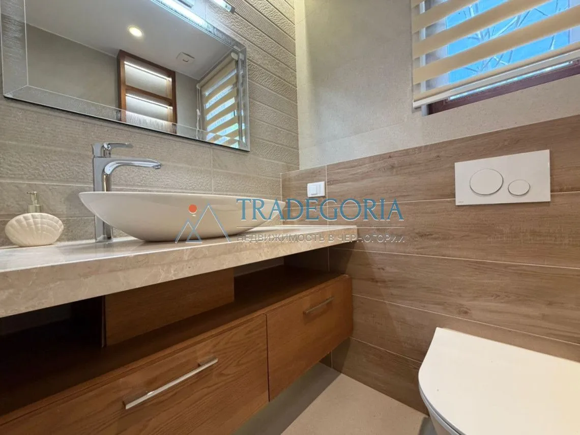 Sale, house, 400m², Bar, Crna Gora