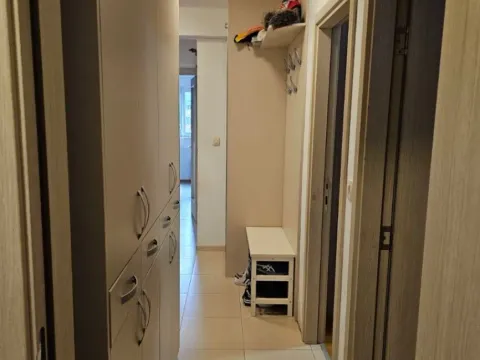 Prodaja, trosoban stan, 78m², Stari Aerodrom, Podgorica - image 7