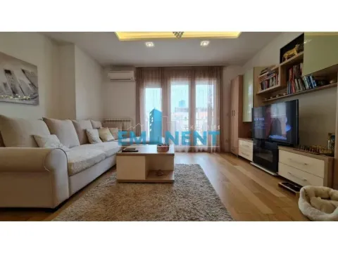 Stan in Novi Beograd Blok 67
