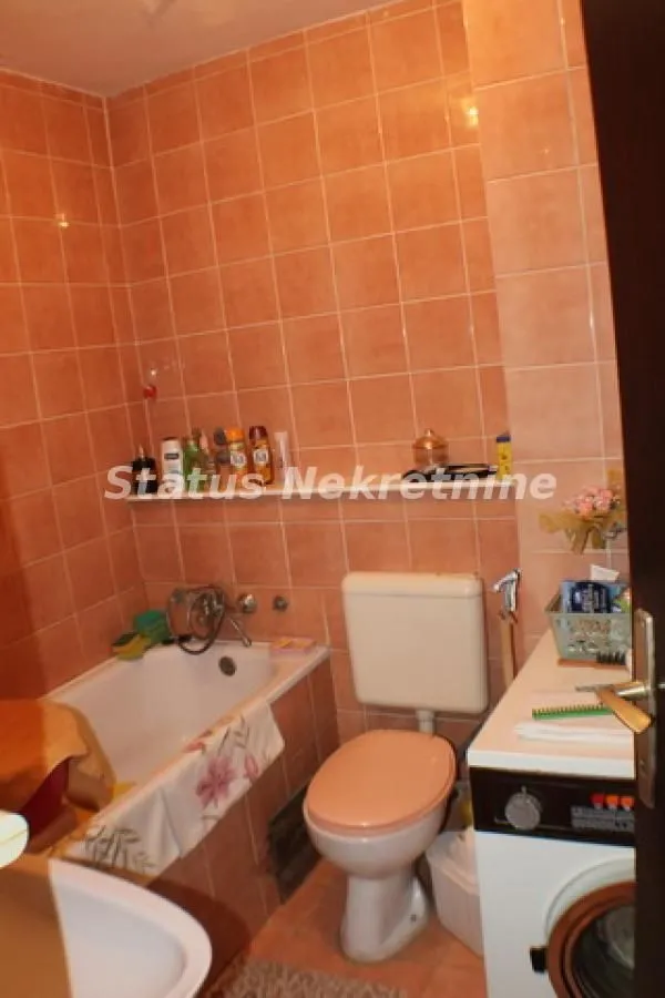 Prodaja, dvosoban stan, 64m², Novo naselje, Novi Sad