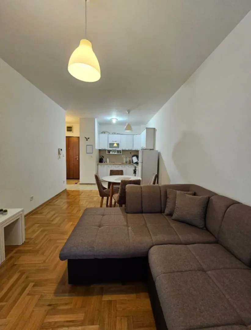 Prodaja, jednosoban stan, 44m², Maslinjak, Budva