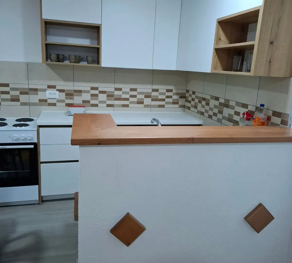 Izdavanje, dvosoban stan, 50m², Masline, Podgorica