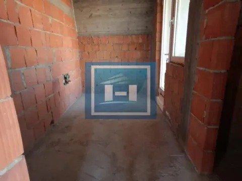 Prodaja, četvorosoban stan, 146m², Centar, Jagodina - image 10