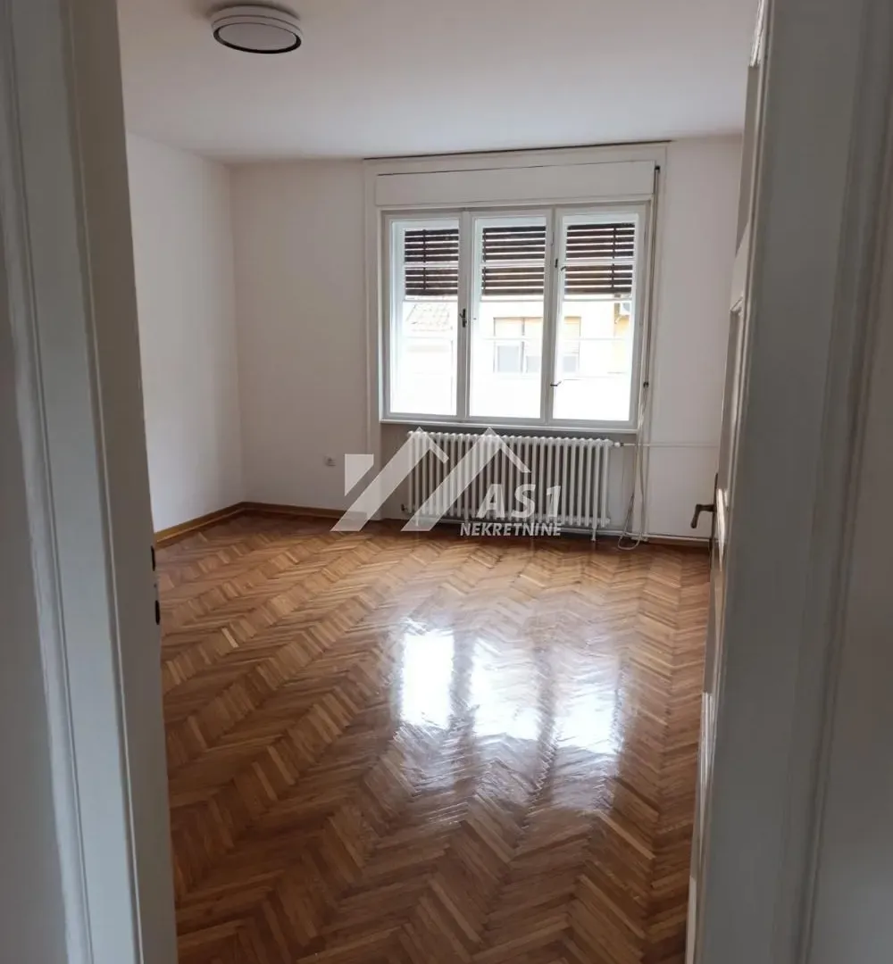 Rent, three bedroom apartment, 81m², Centar, Novi Sad