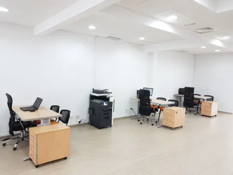 Prodaja, poslovni prostor, 165m², Centar, Jagodina - image 4