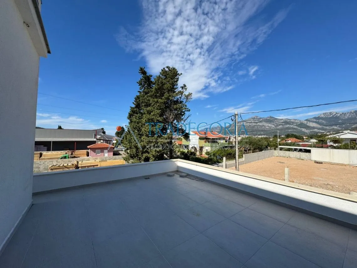 Prodaja, kuća, 196m², Bar, Crna Gora