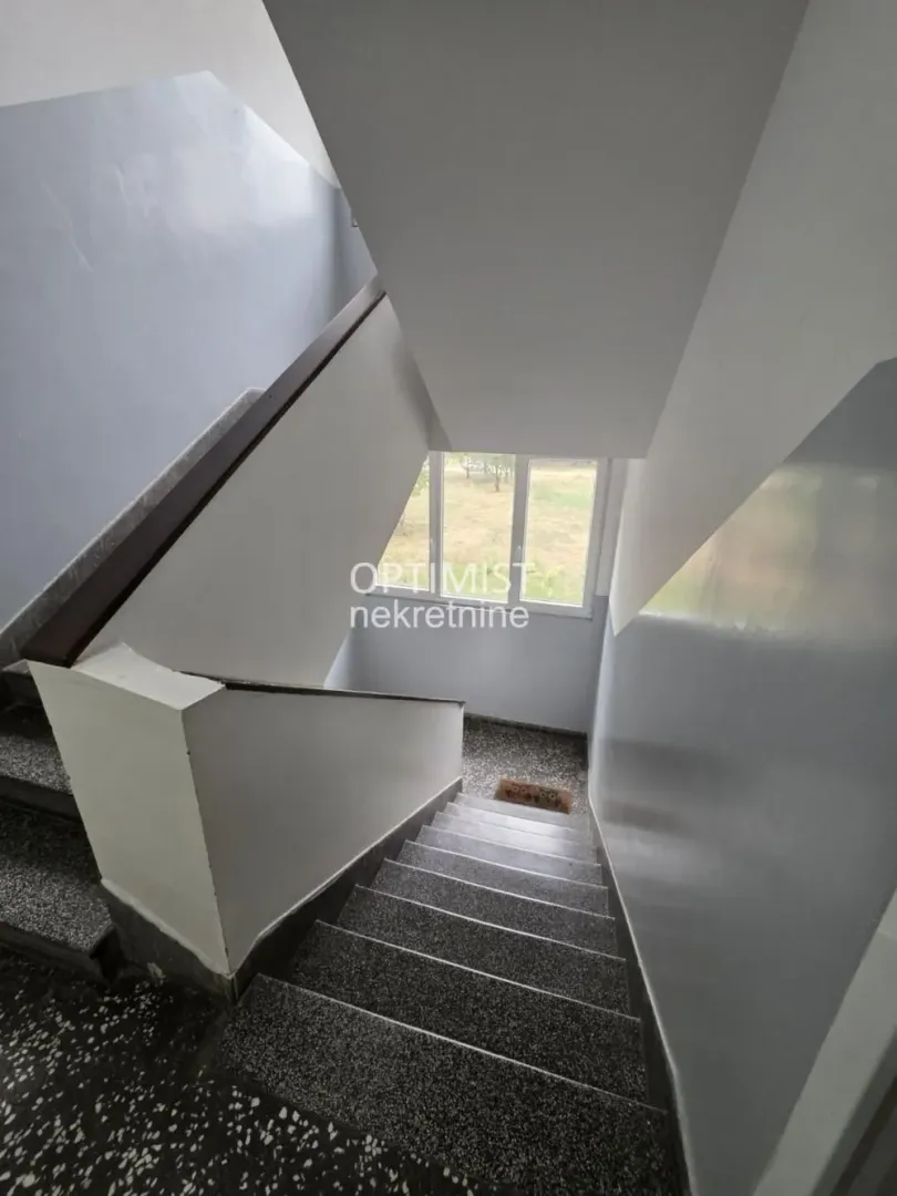 Prodaja, jednosoban stan, 44m², Novi Beograd Sve Podlokacije, Beograd