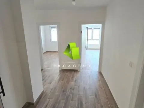 Sale, two bedroom apartment, 70m², Pantelej, Niš - image 5