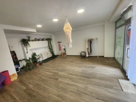 Rent, office space, 39m², Budva, Crna Gora - image 5