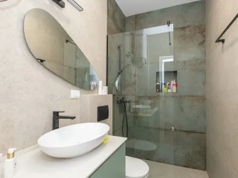 Rent, two bedroom apartment, 70m², Podgorica, Crna Gora - image 7