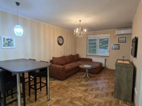 Rent, one bedroom apartment, 35m², Grbavica, Novi Sad Sve Podlokacije - image 4