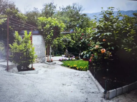 Sale, house, 500m², Prčanj, Kotor - image 4