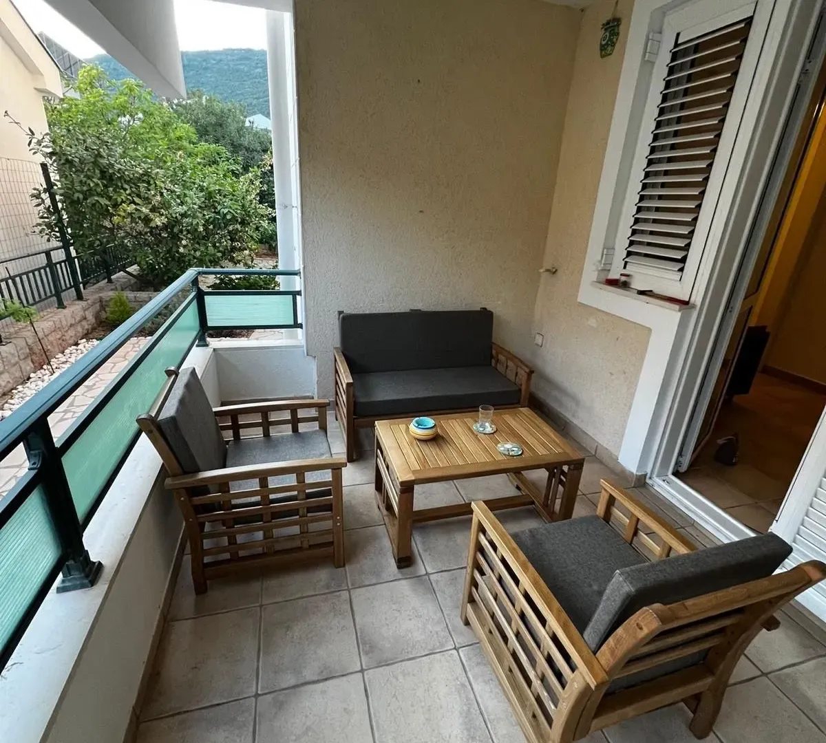 Rent, one bedroom apartment, 41m², Petrovac, Budva