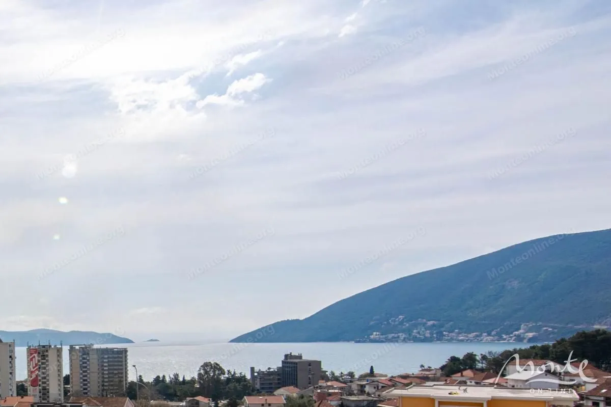 Prodaja, dvosoban stan, 72m², Igalo, Herceg Novi