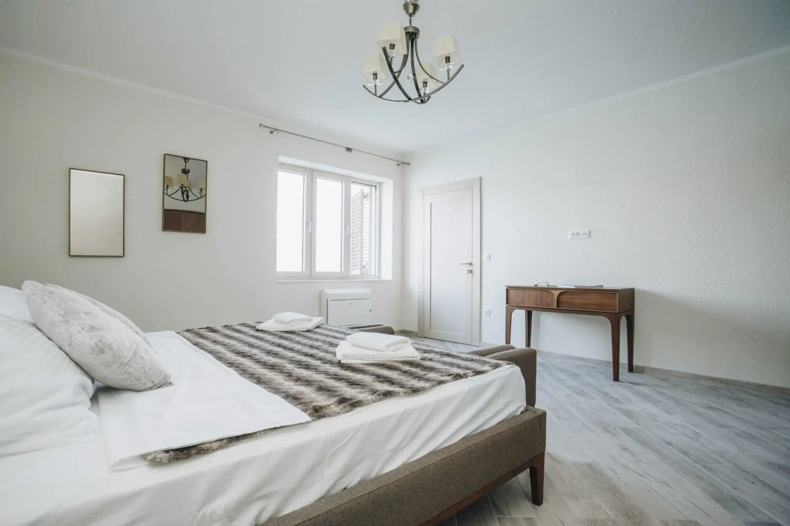 Prodaja, kuća, 241m², Krašići, Tivat