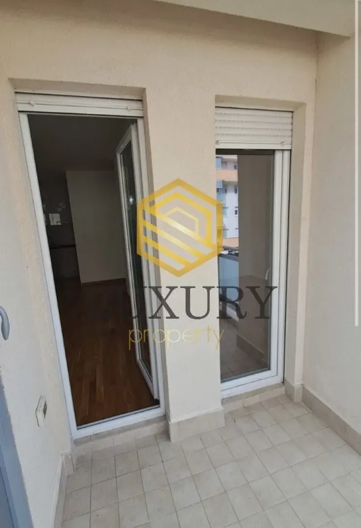 Izdavanje, dvosoban stan, 65m², Zagorič, Podgorica