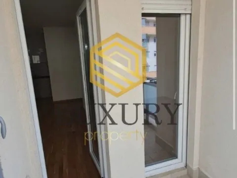 Izdavanje, dvosoban stan, 65m², Zagorič, Podgorica - image 3