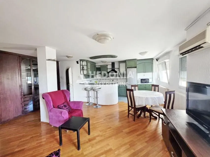 Prodaja, dvosoban stan, 58m², Novi Beograd Blok 28, Novi Beograd Sve Podlokacije