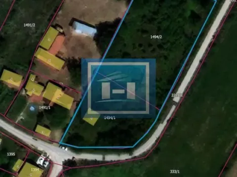 Zemljište in Medjureč